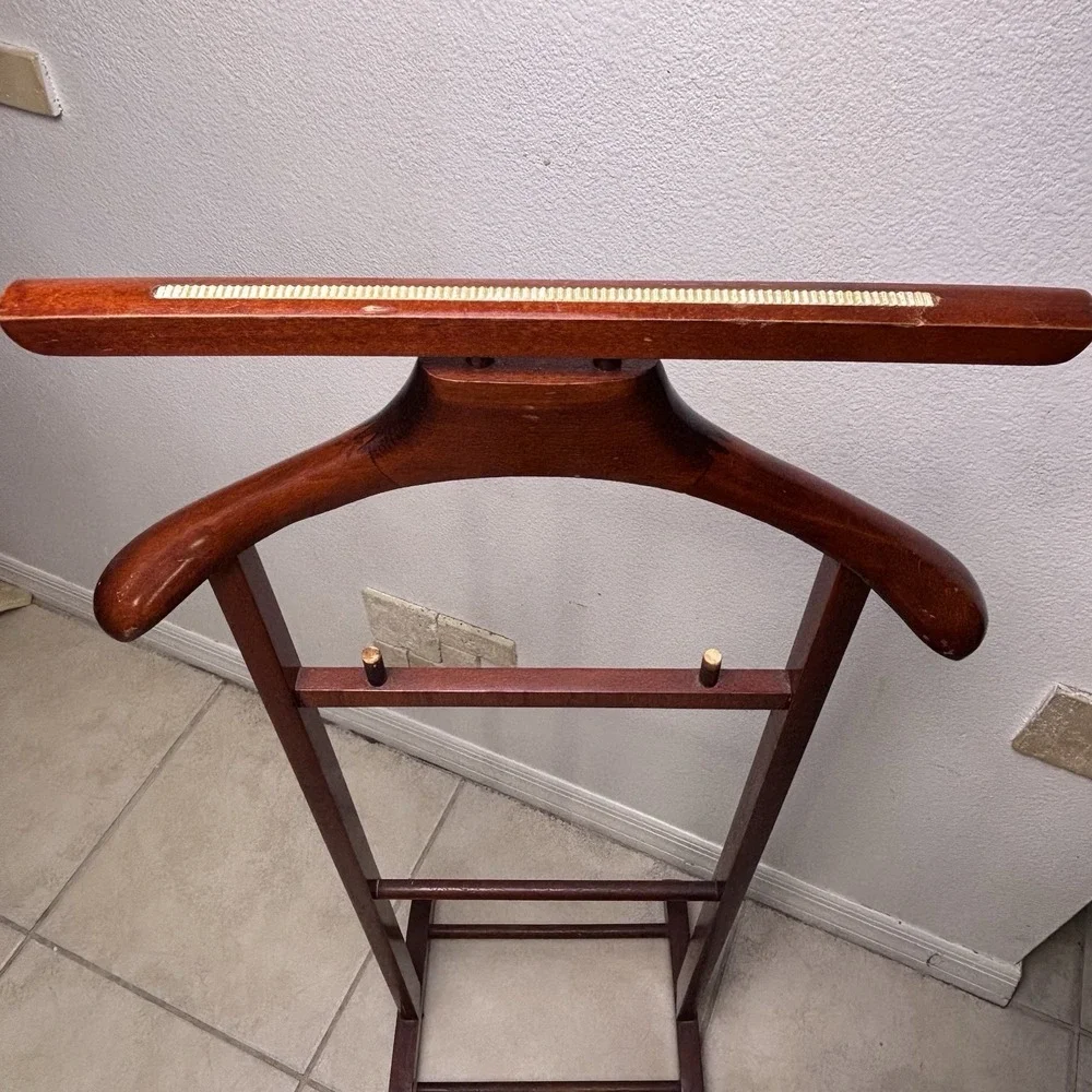 Wooden Gentlemans Valet Stand Clothes Butler Suit Hanger Rack VTG Made In Italy
